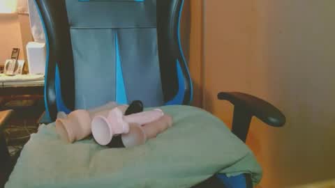 cosmicjones88 online show from March 10, 2025, 5:54 am