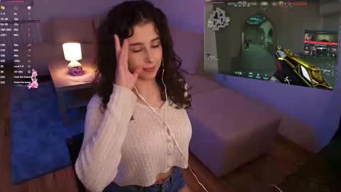 Luna online show from March 27, 2026, 4:51 pm