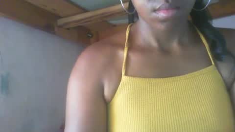 couleur_vanille online show from December 26, 2024, 5:58 am