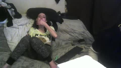 Alaskawildcouple online show from December 26, 2024, 9:33 am