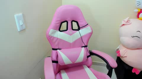 Snapshot of couple_megan_and_jhon2 chatting on September 12, 2025, 9:59 pm couple_megan_and_jhon2 online show from September 12, 2025, 9:59 pm