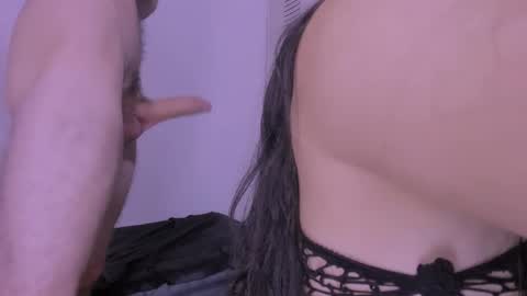 Snapshot of couple_sexxo chatting on October 16, 2025, 3:18 am Couple sexxo online show from October 16, 2025, 3:18 am