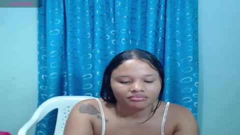 Snapshot of couple_sexy8 chatting on March 21, 2026, 6:40 am SOPHIE Y CAMILO online show from March 21, 2026, 6:40 am