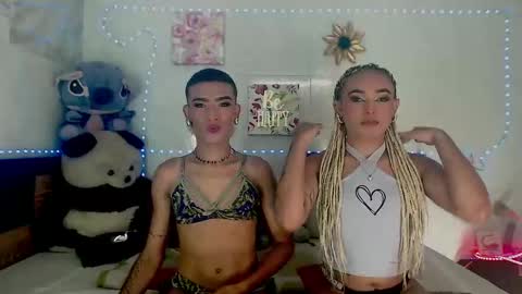 ALEXA  KIM online show from September 19, 2025, 1:18 am