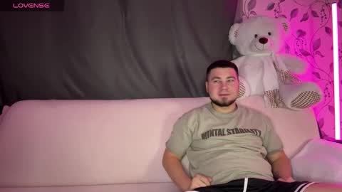 Emily  Ryan online show from November 13, 2025, 9:14 pm