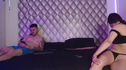 Couplelatin online show from April 2, 2026, 10:02 am