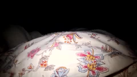 Snapshot of couplelivefr chatting on February 1, 2026, 9:35 pm couplelivefr online show from February 1, 2026, 9:35 pm