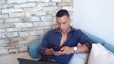 COUPLELOVE online show from September 9, 2025, 7:57 pm