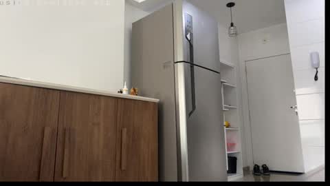 couplemuscle40 online show from October 31, 2025, 1:45 pm