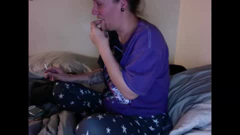 coupleohio419 online show from December 3, 2025, 2:41 am