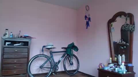 Snapshot of coupleperv666 chatting on January 23, 2025, 5:52 pm COUPLE PERV online show from January 23, 2025, 5:52 pm