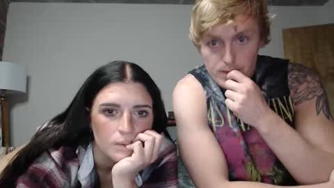 Snapshot of coupllecum chatting on November 20, 2025, 11:15 pm coupllecum online show from November 20, 2025, 11:15 pm