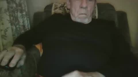 courieral1 online show from November 26, 2025, 7:09 am