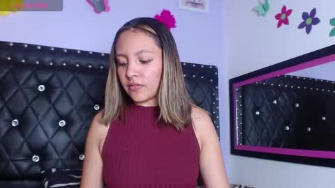 courrtneyy online show from September 16, 2025, 7:59 pm