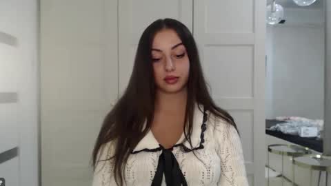 Courtney online show from October 22, 2025, 4:07 pm