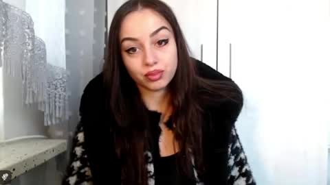 Courtney online show from April 18, 2026, 7:12 am