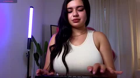 Courtney online show from October 11, 2025, 2:26 pm