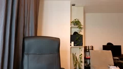 cbl online show from February 4, 2025, 1:23 am