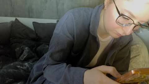 Snapshot of coy_girl_ chatting on June 10, 2026, 11:20 am My name is Emma - HELP COLLECT TOKENS FOR THE OPERATION FOR MY DAUGHTER online show from June 10, 2026, 11:20 am