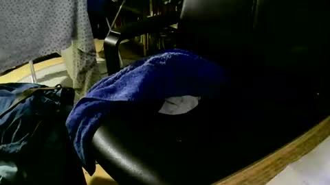 Snapshot of coyote017 chatting on January 22, 2025, 4:55 pm coyote017 online show from January 22, 2025, 4:55 pm