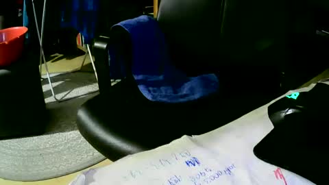 Snapshot of coyote017 chatting on February 4, 2025, 7:40 am coyote017 online show from February 4, 2025, 7:40 am