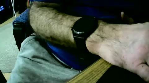 Snapshot of coyote017 chatting on February 22, 2025, 1:35 pm coyote017 online show from February 22, 2025, 1:35 pm