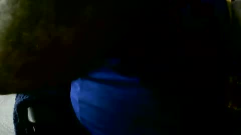 Snapshot of coyote017 chatting on March 1, 2025, 6:21 pm coyote017 online show from March 1, 2025, 6:21 pm