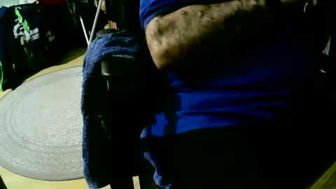 Snapshot of coyote017 chatting on March 5, 2025, 6:23 pm coyote017 online show from March 5, 2025, 6:23 pm