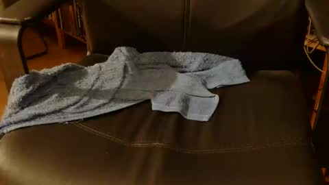 Snapshot of coyote017 chatting on May 17, 2026, 4:58 pm coyote017 online show from May 17, 2026, 4:58 pm