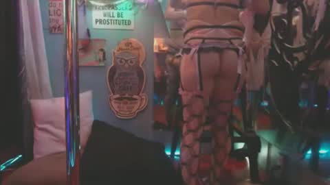 cpl4morethan1 online show from October 12, 2025, 10:47 am