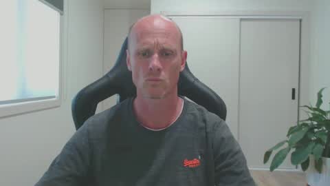 cptduckpants online show from December 9, 2024, 5:18 am