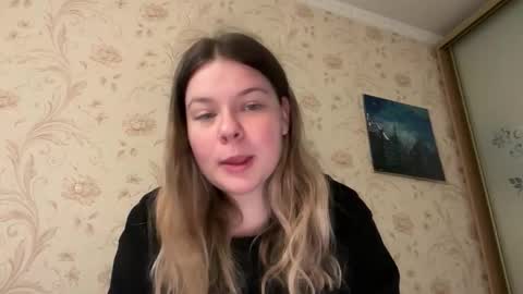 Snapshot of crave_elise chatting on October 16, 2025, 2:07 pm Elise online show from October 16, 2025, 2:07 pm