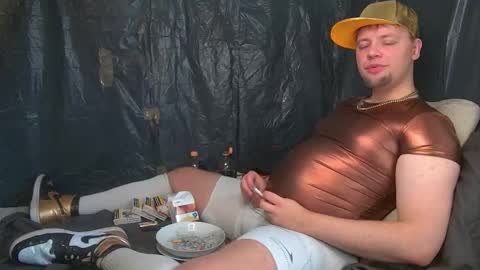 Snapshot of cravingboy chatting on October 25, 2025, 11:51 am robin online show from October 25, 2025, 11:51 am