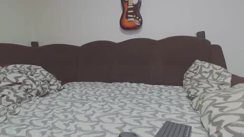 crazy_serbss online show from December 10, 2024, 9:55 am