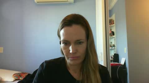 Anny online show from September 19, 2025, 11:00 am