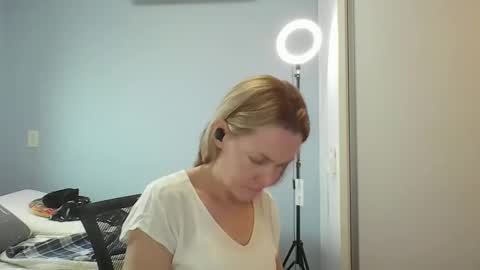 Anny online show from March 31, 2026, 10:48 am