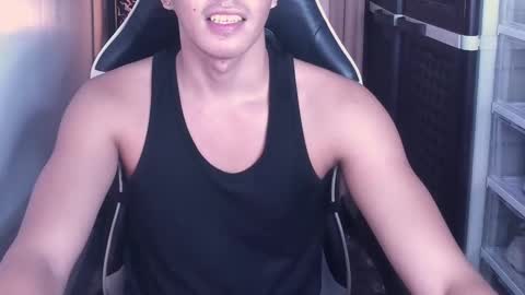 Snapshot of crazyasiancum chatting on February 13, 2025, 12:00 pm Zion online show from February 13, 2025, 12:00 pm