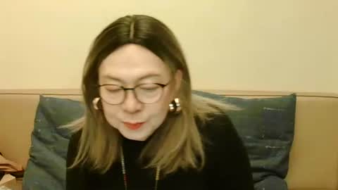 Snapshot of crazychika chatting on December 21, 2025, 3:30 pm Kelly online show from December 21, 2025, 3:30 pm