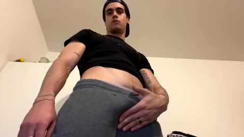 Snapshot of crazydickboy3 chatting on May 13, 2026, 3:31 pm crazydickboy3 online show from May 13, 2026, 3:31 pm
