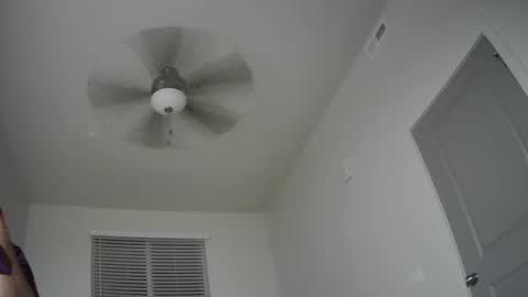 crazyguy777x online show from November 16, 2025, 4:40 am