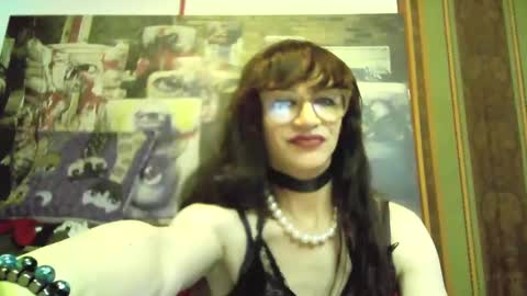 Snapshot of crazyjuny chatting on December 8, 2024, 4:57 am CrazyJuny online show from December 8, 2024, 4:57 am