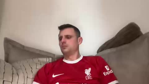 Snapshot of crazynicky chatting on February 12, 2025, 10:26 pm Nicky online show from February 12, 2025, 10:26 pm