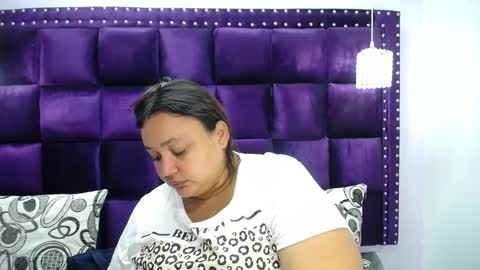 diosalinda online show from March 1, 2025, 12:23 pm