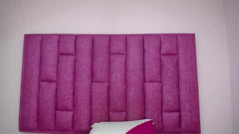 diosalinda online show from October 31, 2025, 7:37 pm