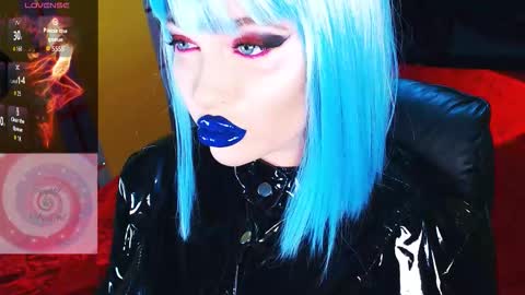 Roxy online show from March 13, 2026, 2:56 pm