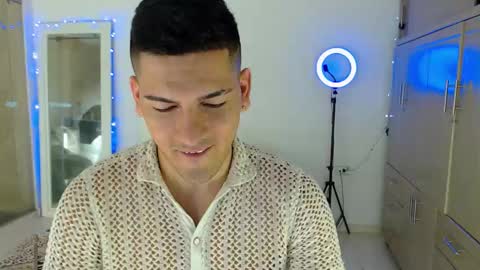 Bull online show from September 13, 2025, 3:28 am