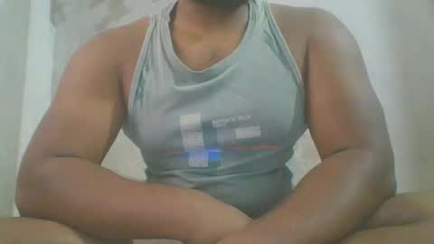 crazzy_booy online show from February 18, 2026, 4:19 am