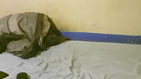 Snapshot of crazzyfucck chatting on October 6, 2025, 11:07 am Samuel online show from October 6, 2025, 11:07 am