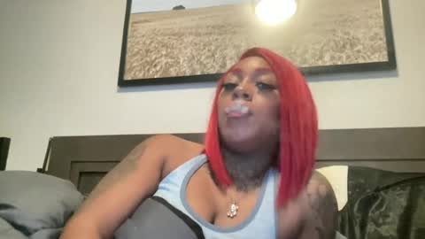 Snapshot of creame_sensation chatting on June 15, 2026, 11:18 pm PHANTOMTARGARYENXXX online show from June 15, 2026, 11:18 pm