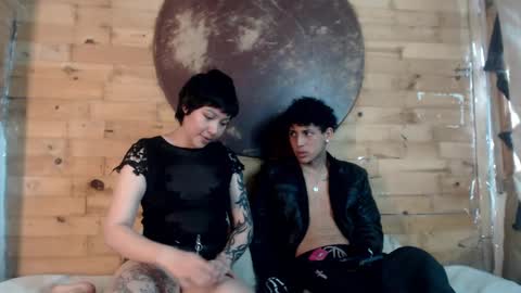 Snapshot of creampie_couple1 chatting on January 8, 2025, 3:39 pm CAMILA Y SEBASTIAN online show from January 8, 2025, 3:39 pm